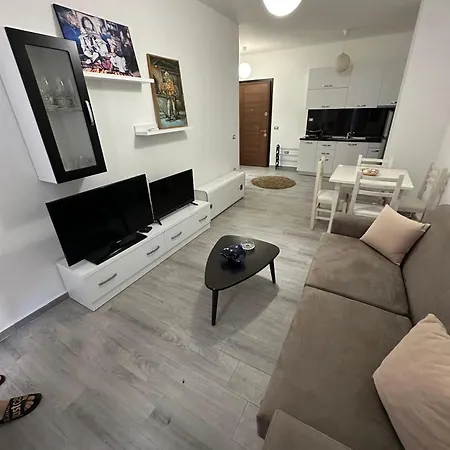 Apartman Sol & Sea 2 *